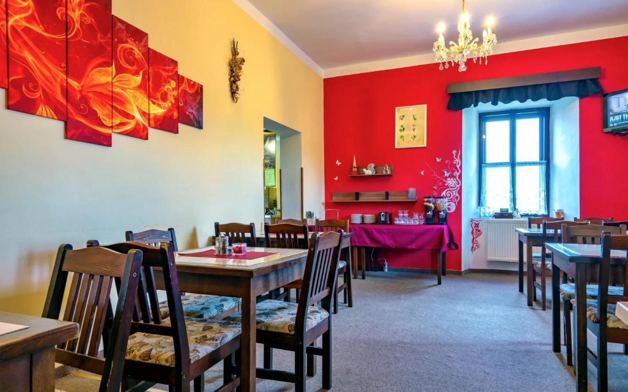 Hotel Stara Skola Na Sumave Hořice na Šumavě Buitenkant foto