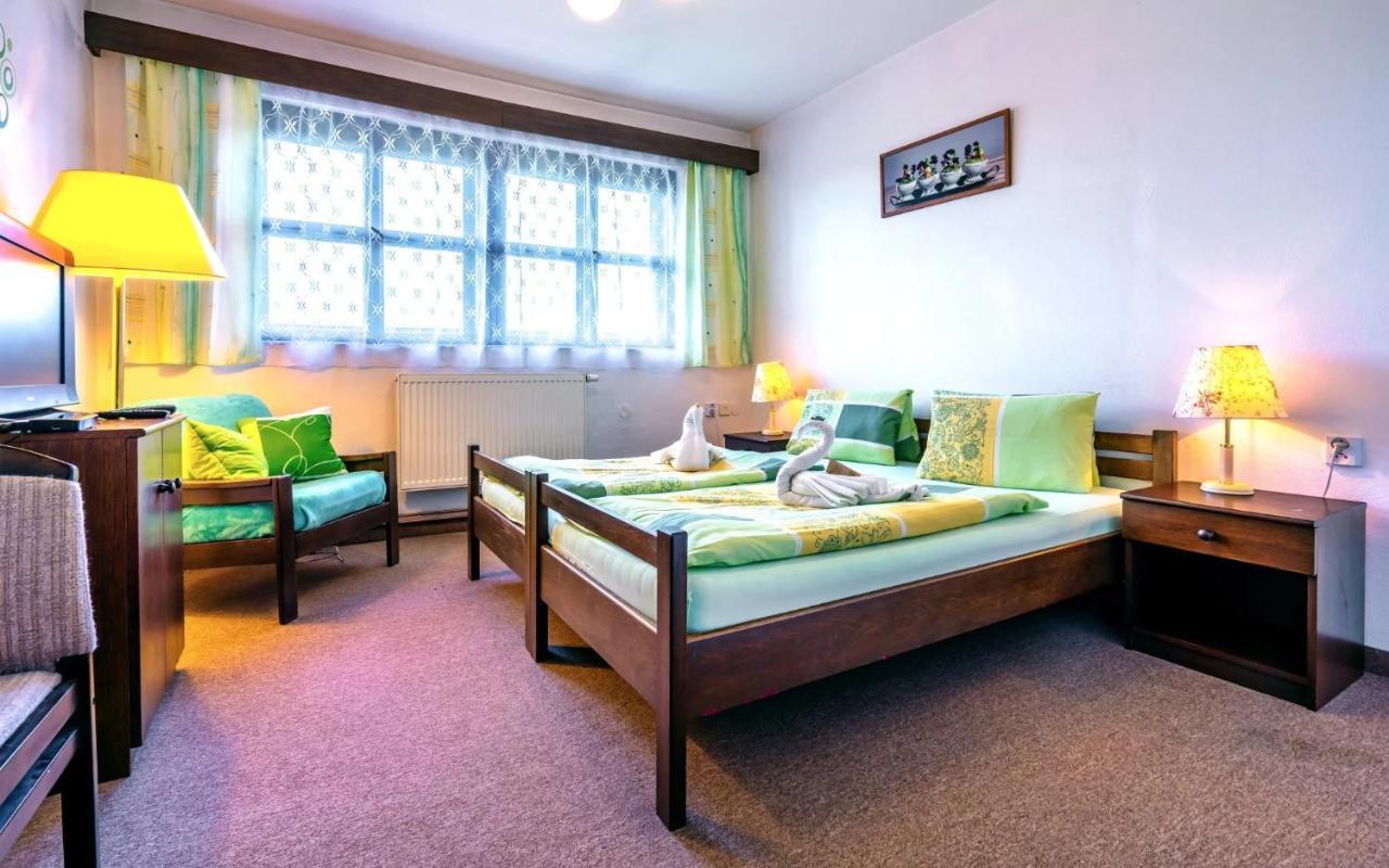Hotel Stara Skola Na Sumave Hořice na Šumavě Buitenkant foto