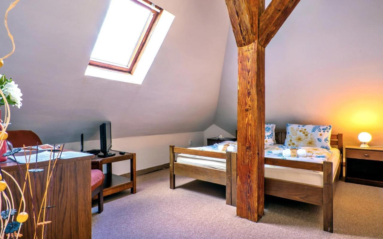 Hotel Stara Skola Na Sumave Hořice na Šumavě Buitenkant foto